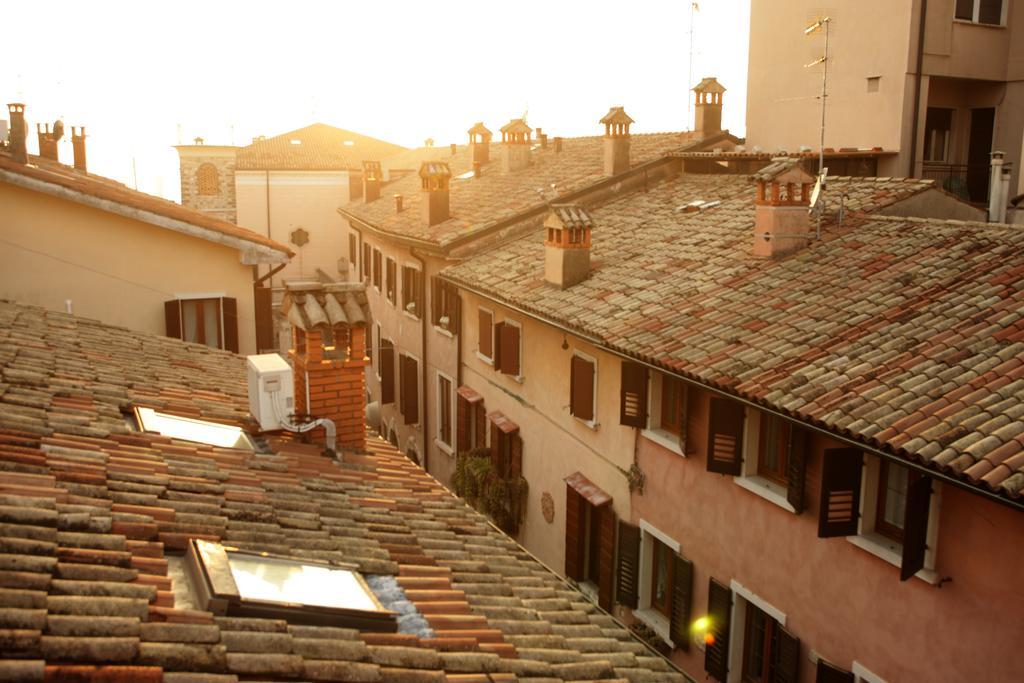 Mariposa Apartments Bardolino Zimmer foto