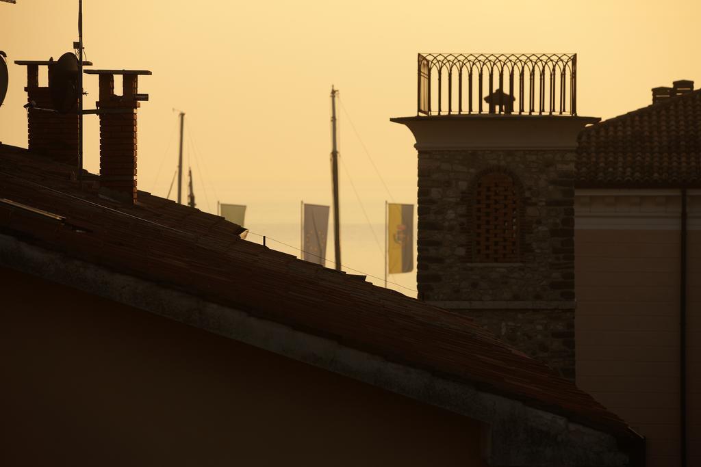 Mariposa Apartments Bardolino Zimmer foto